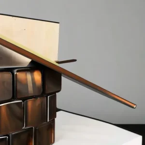 Поверхность материала как самостоятельный объект исследования